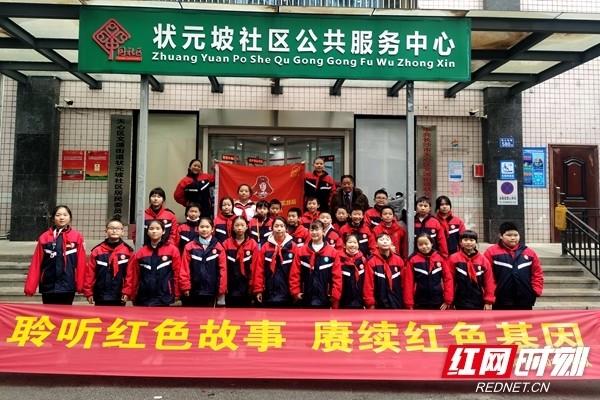 小猫钓鱼游戏龙王版有船