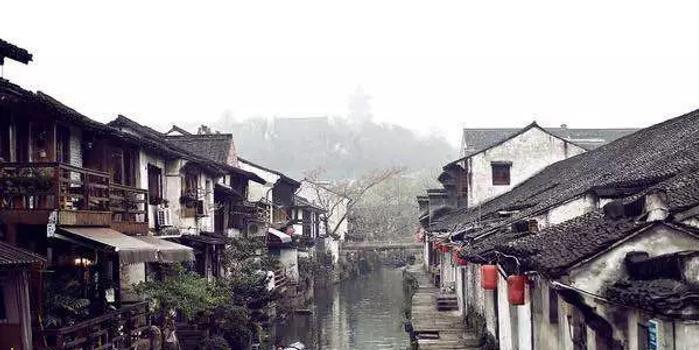 沙漠前行
